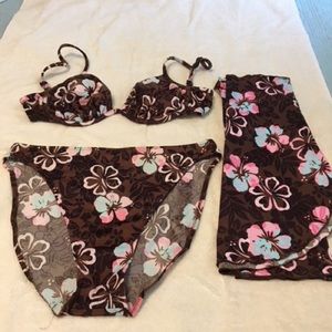 Bathing suit with wrap